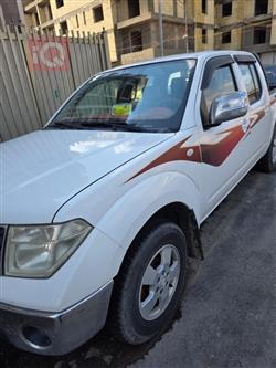 نيسان نافارا